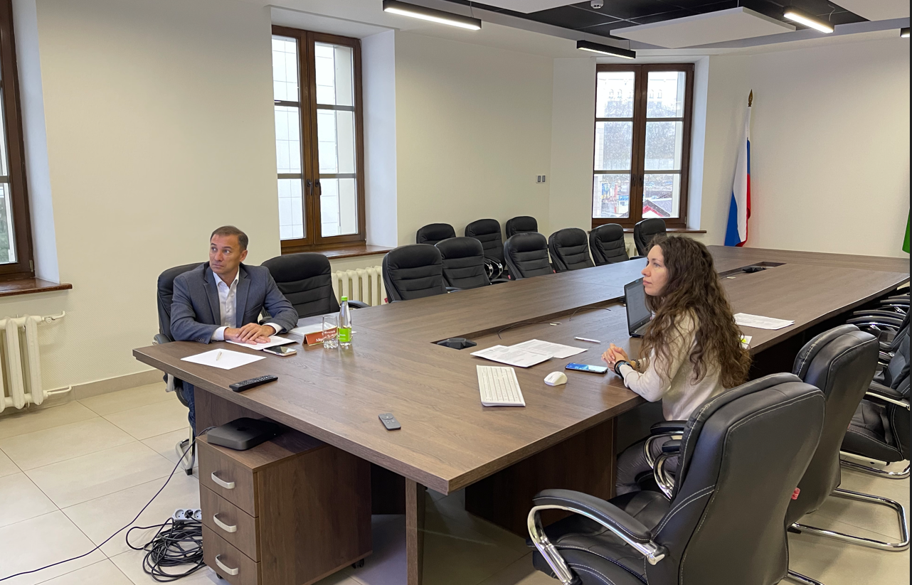 <strong>Предприниматели Татарстана ознакомились с особенностями образовательных программ «Экспортный форсаж» и «Экспортный стандарт».</strong>